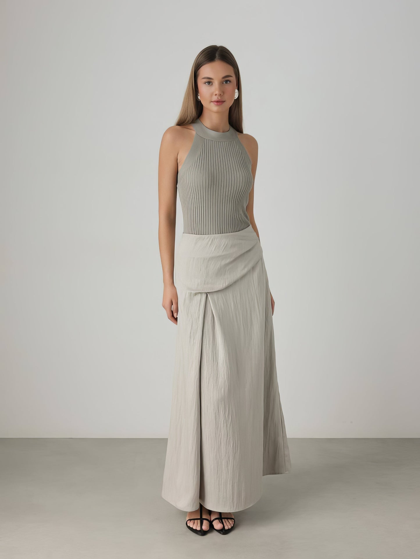 Dökümlü Detaylı Siyah Atlet