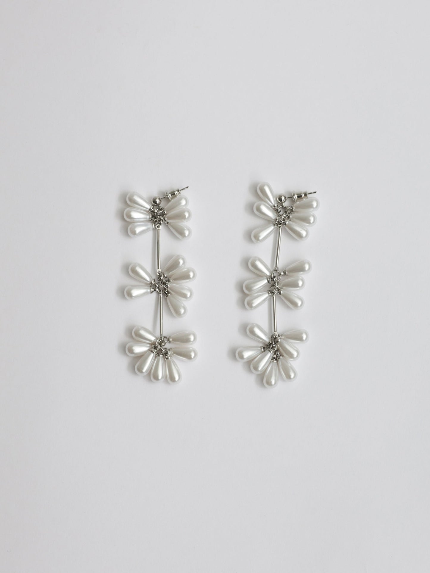 Zarif İnci İp Küpe