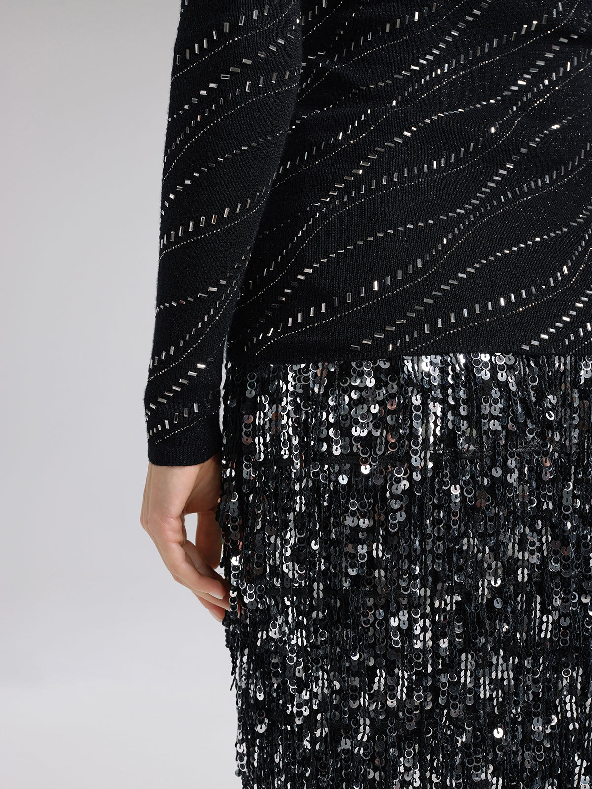 Taşlı Esnek Yün Boğazlı Bluz