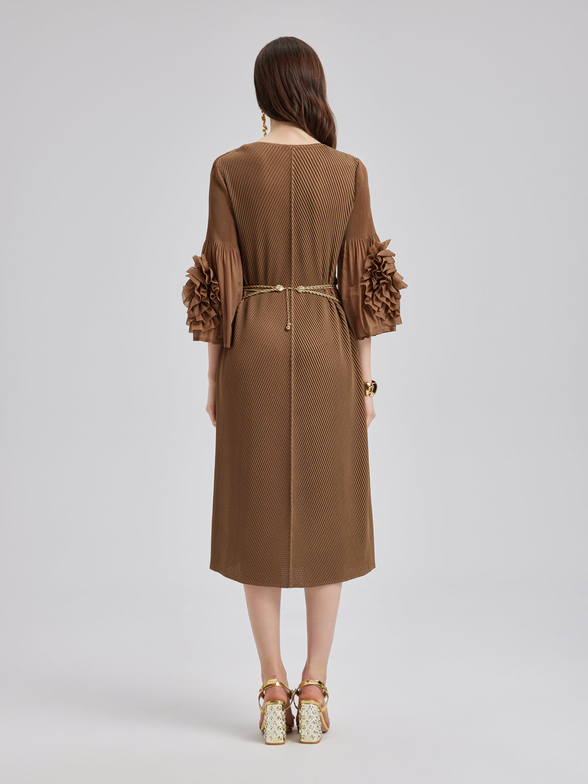 Dokulu V Yaka Kemerli Uzun Elbise