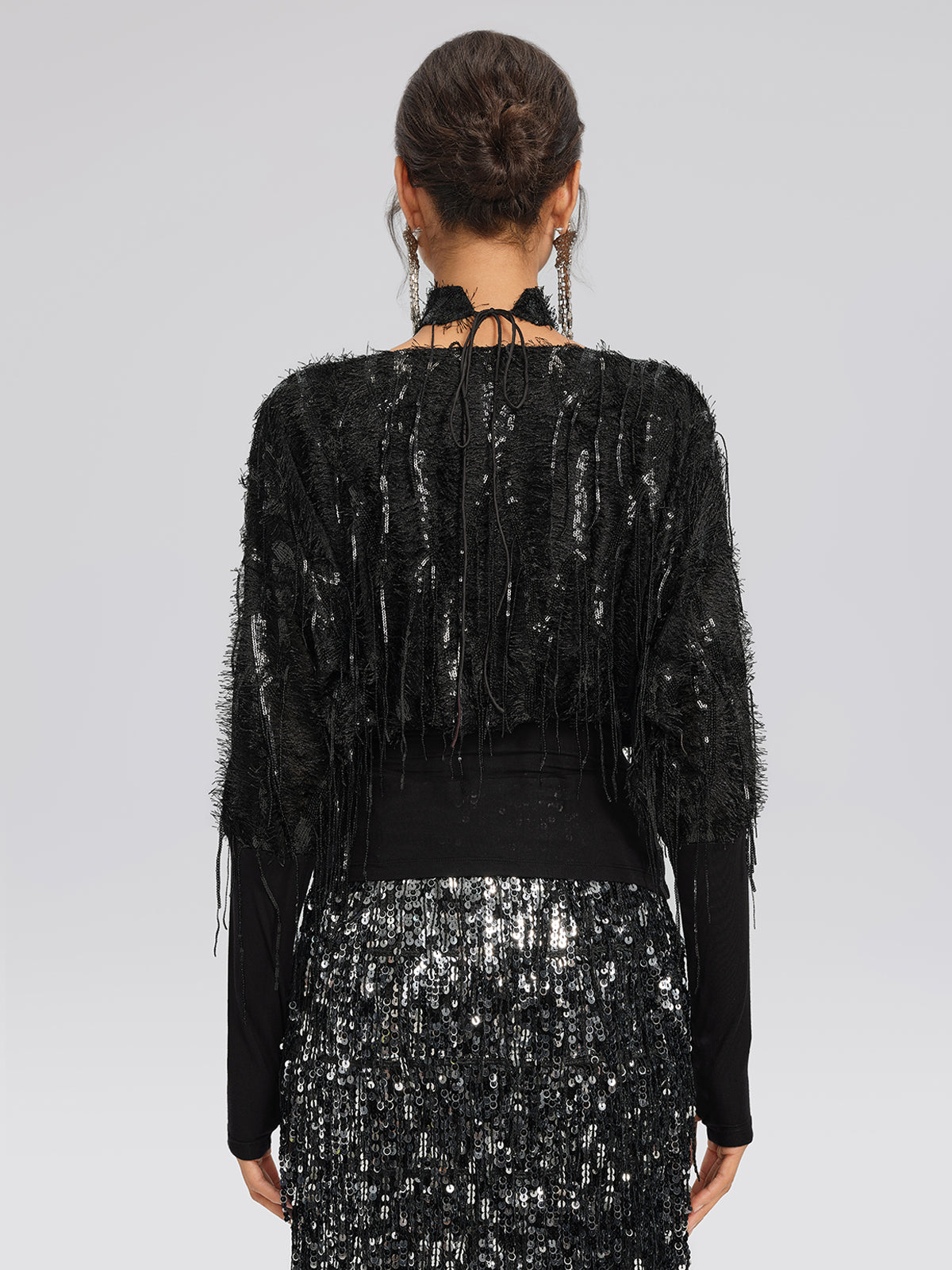 Yarasa Kol Pullu Püsküllü Bluz