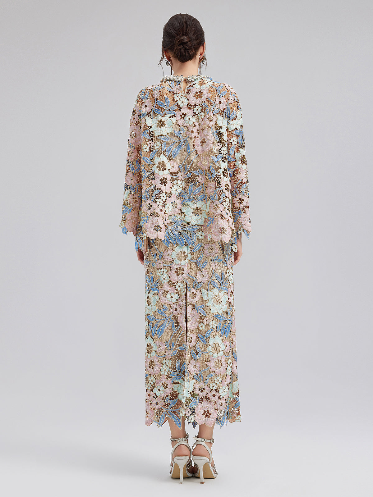 Özel Güpür Dantel Çiçekli Bluz