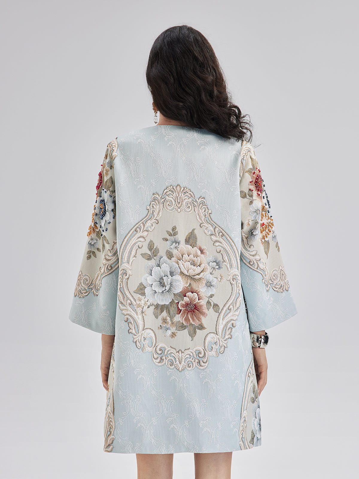 Baharlık El İşlemesi Boncuklu 3 Boyutlu Çiçekli Ceket