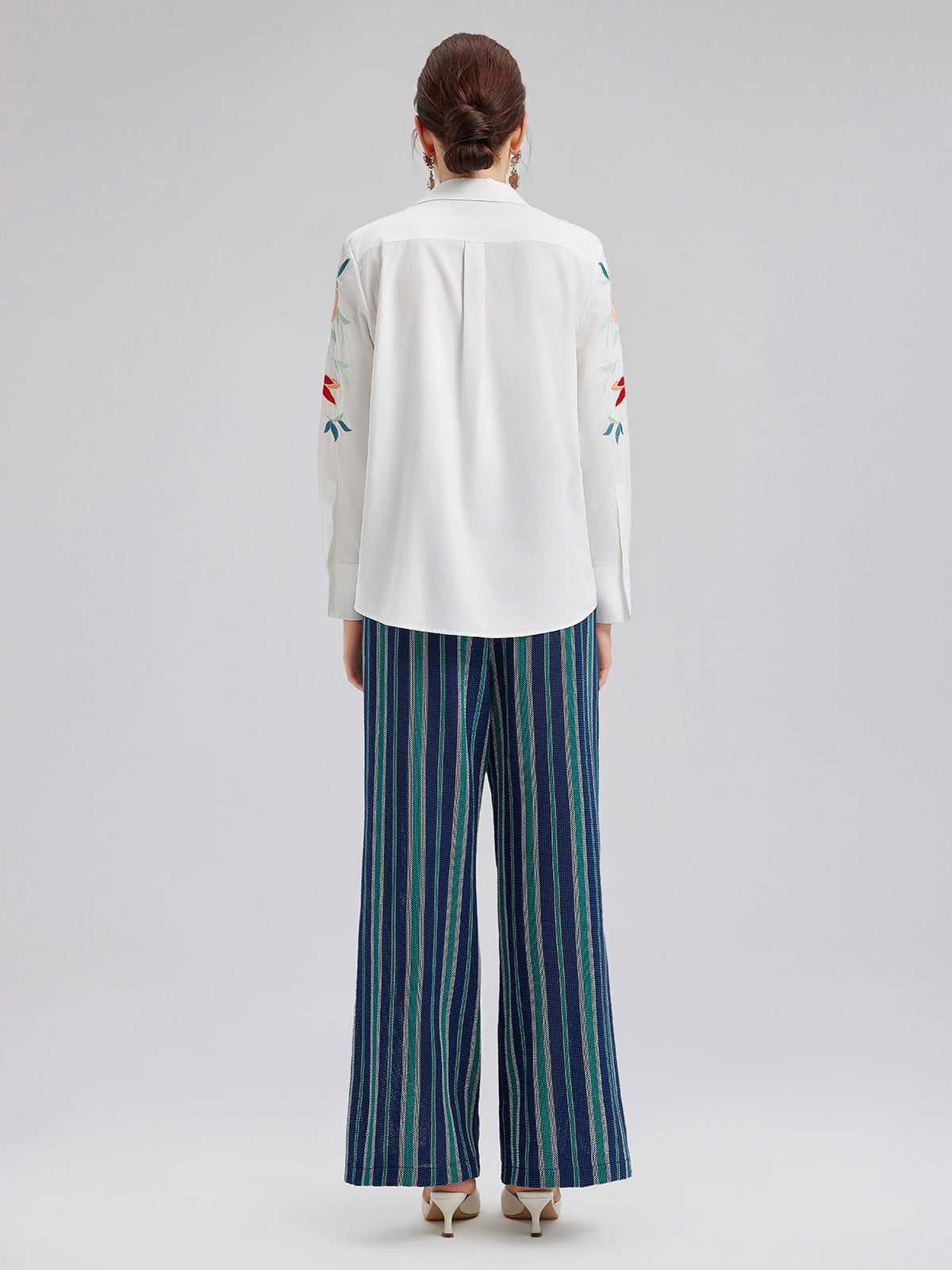 Pamuklu Nakışlı Çiçekli Gömlek