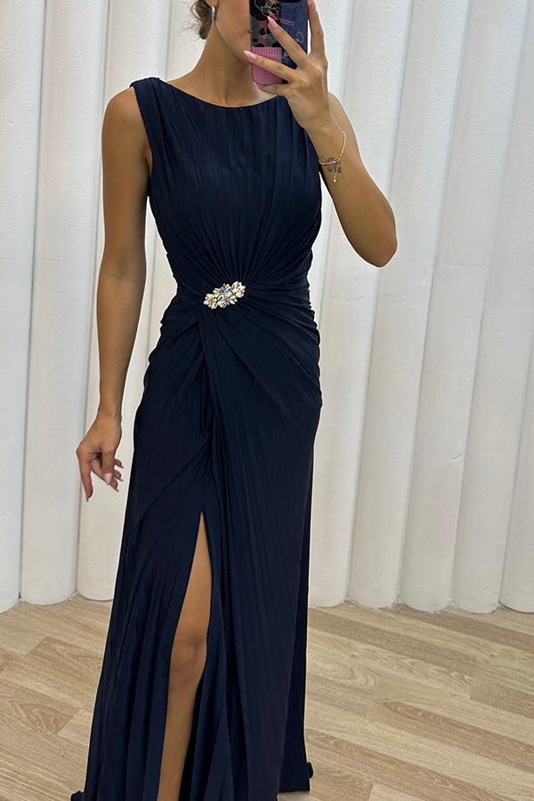 İşlemeli Yırtmaçlı Maxi Gece Elbisesi