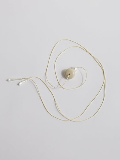 Zarif Fildişi Kolye Ucu