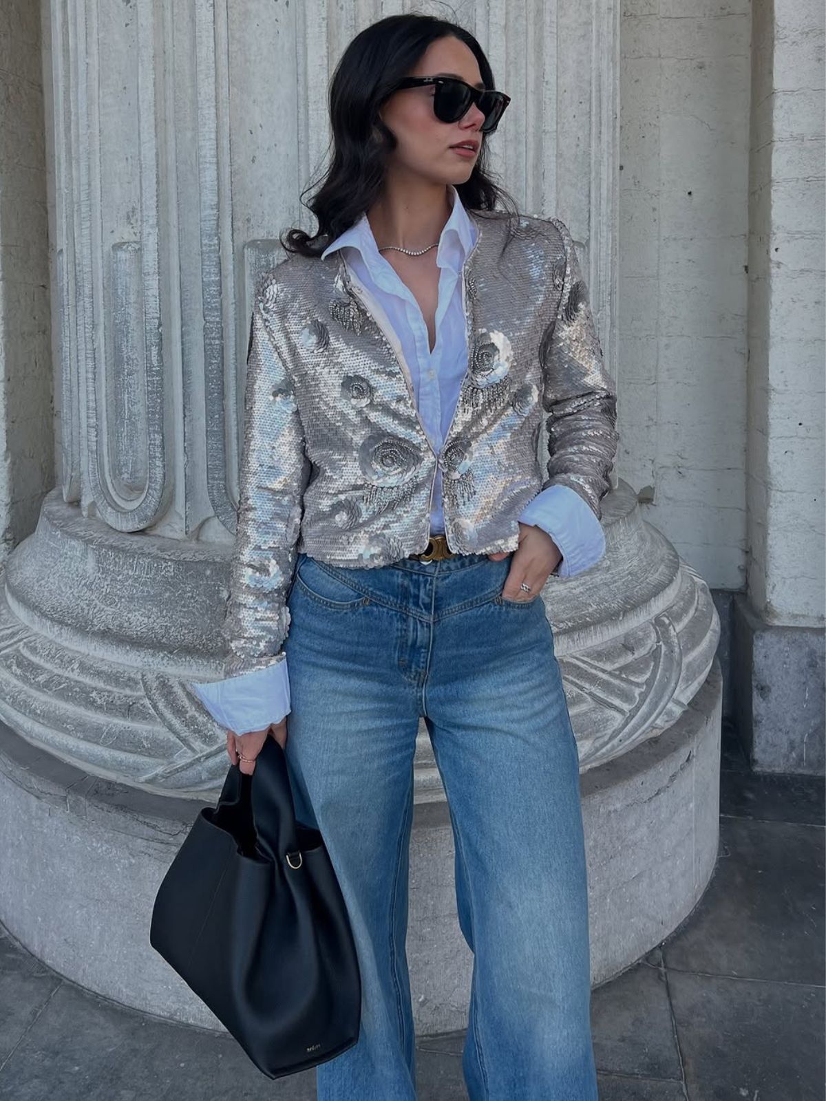 İşlemeli Pullu Kısa Kaban