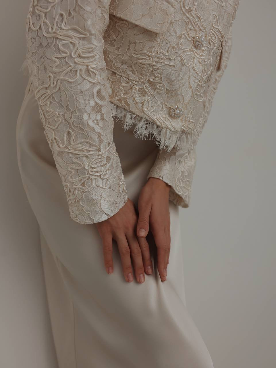 Krem Saten Midi Etek