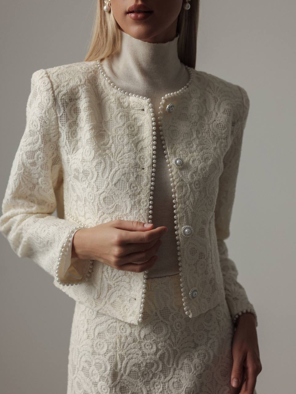 Krem Balıkçı Yaka Triko