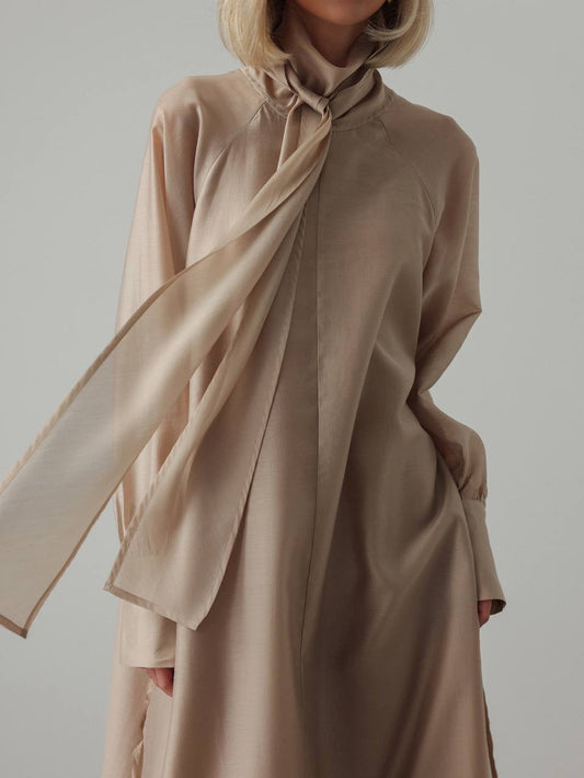 İpek Bağlamalı Yaka Maxi Elbise