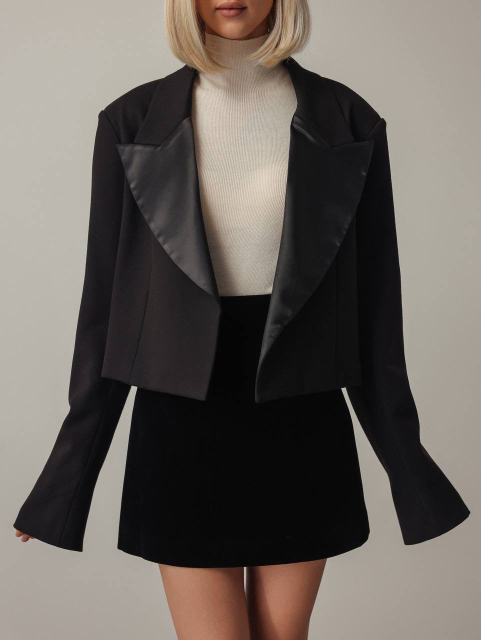 Siyah Kadife Mini Etek