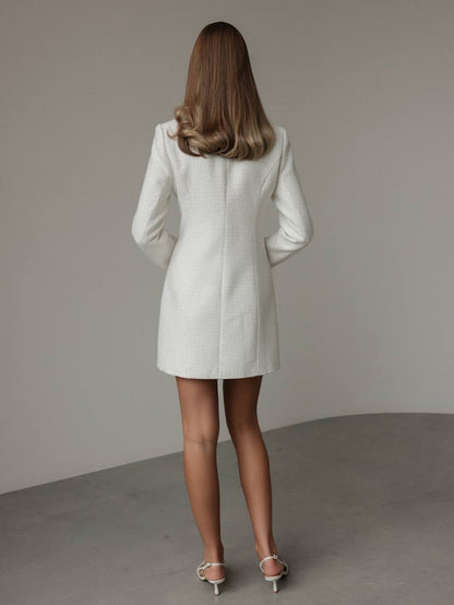 Tüy Manşetli Zarif Beyaz Tüvit Elbise