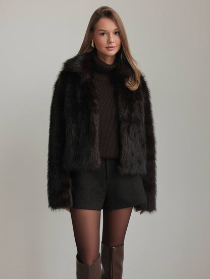 Şık Yün Karışımlı Şort