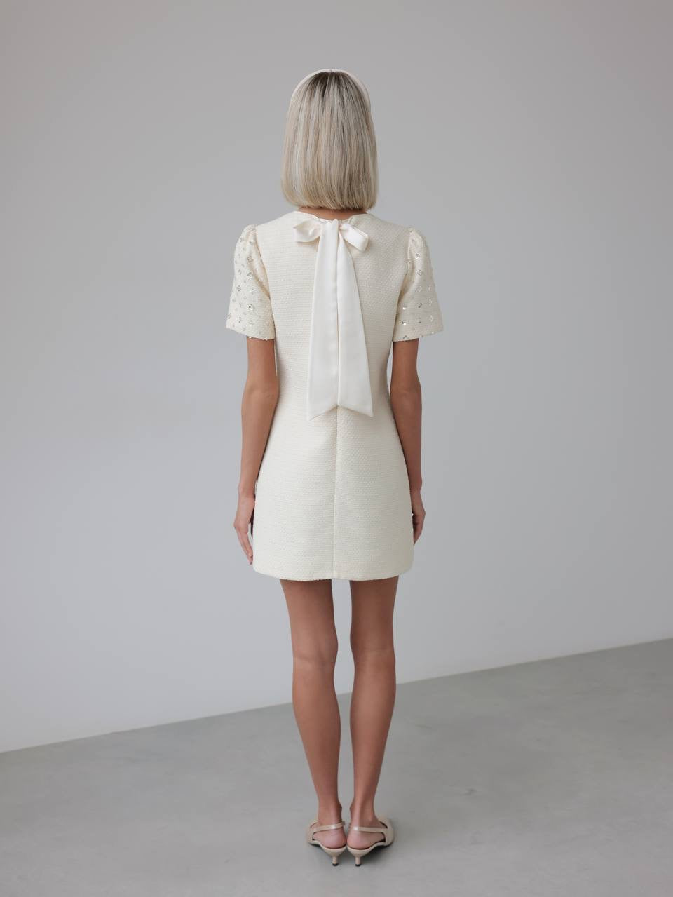 Payet İşlemeli Mini Elbise