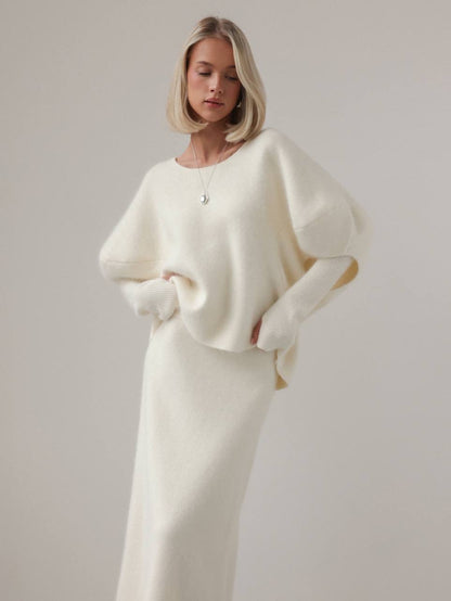 Oversize Fildişi Yün Kazak