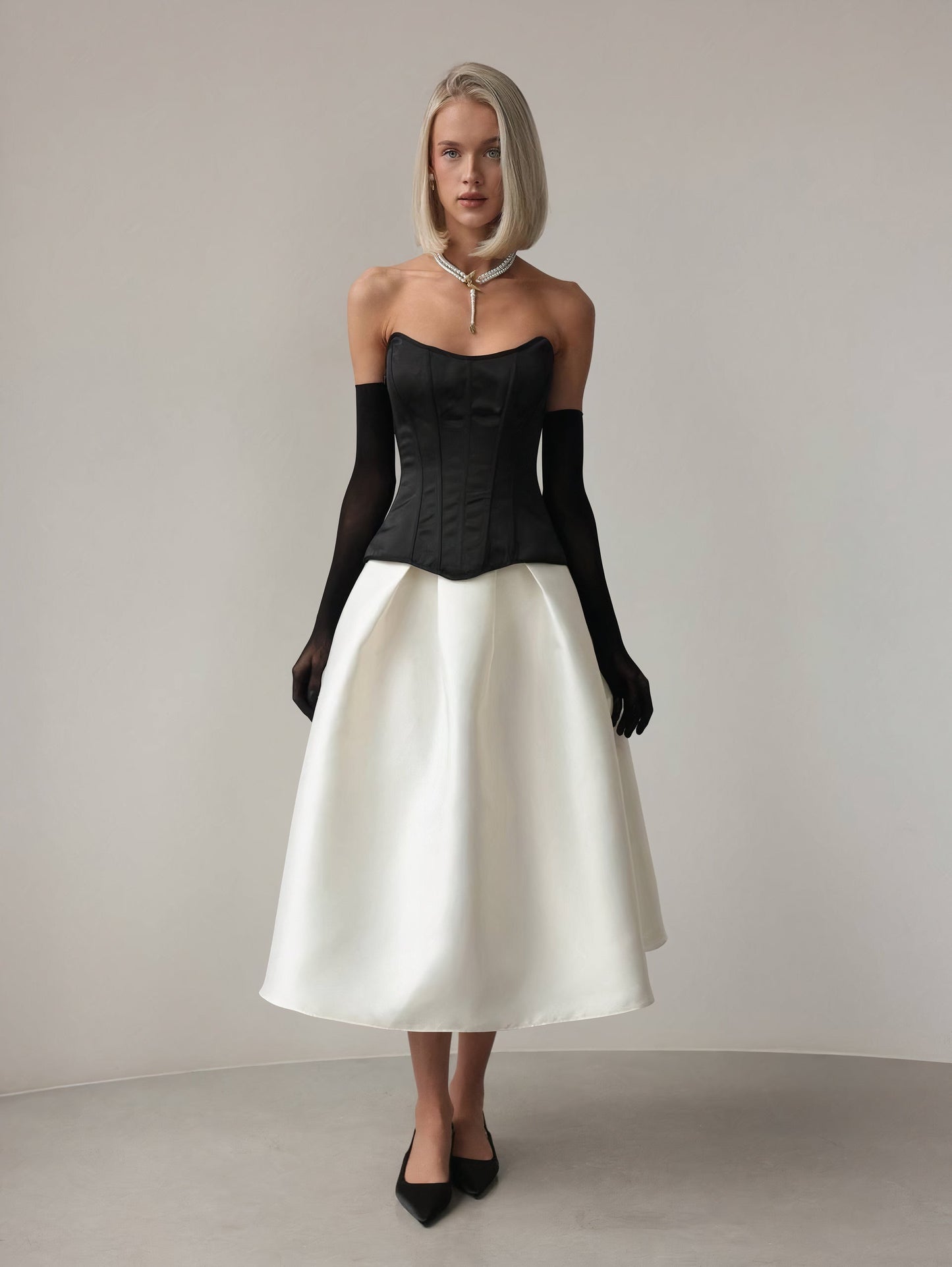 Beyaz Saten Midi Etek