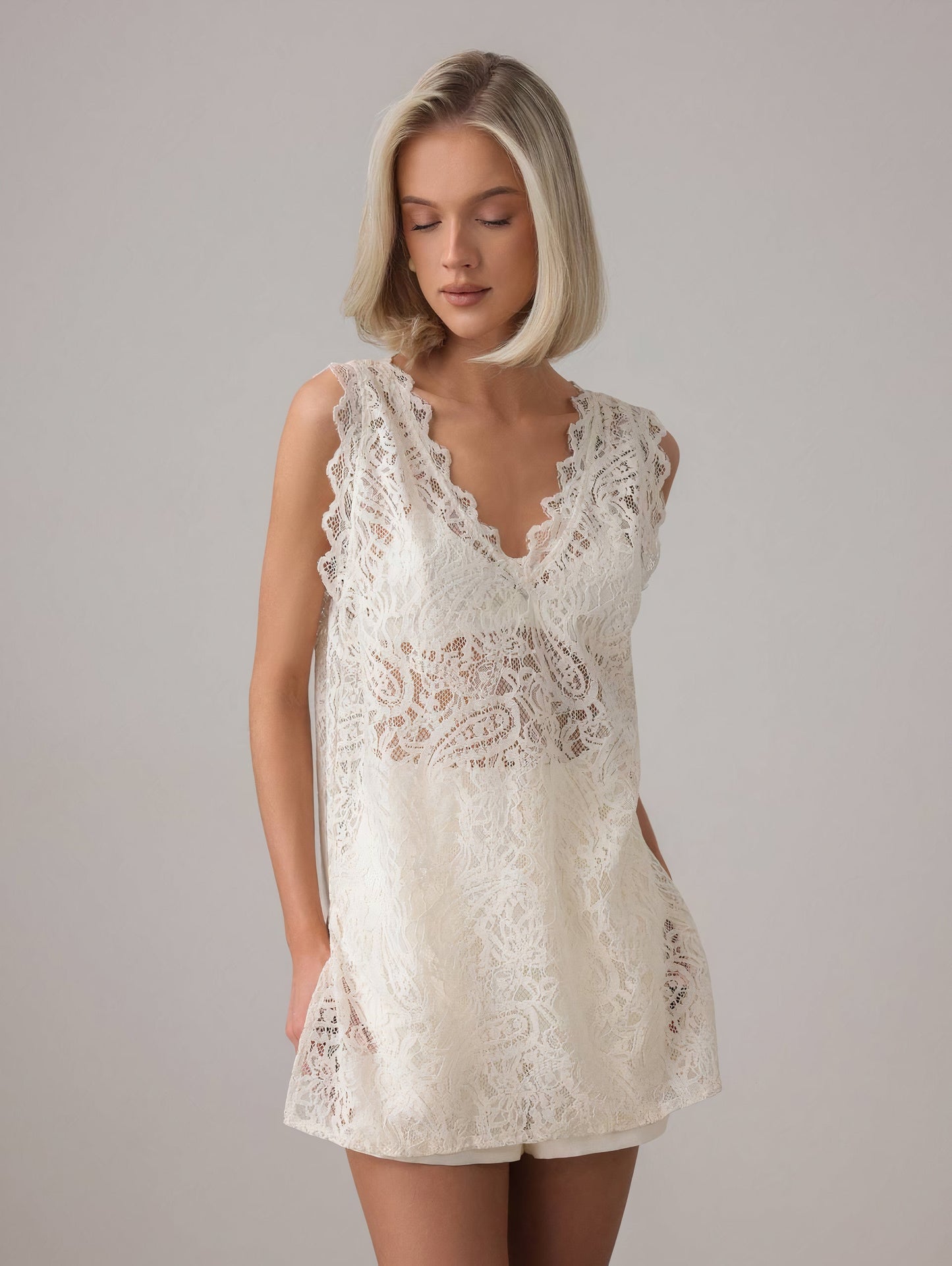 Fildişi Dökümlü Dantel Üst