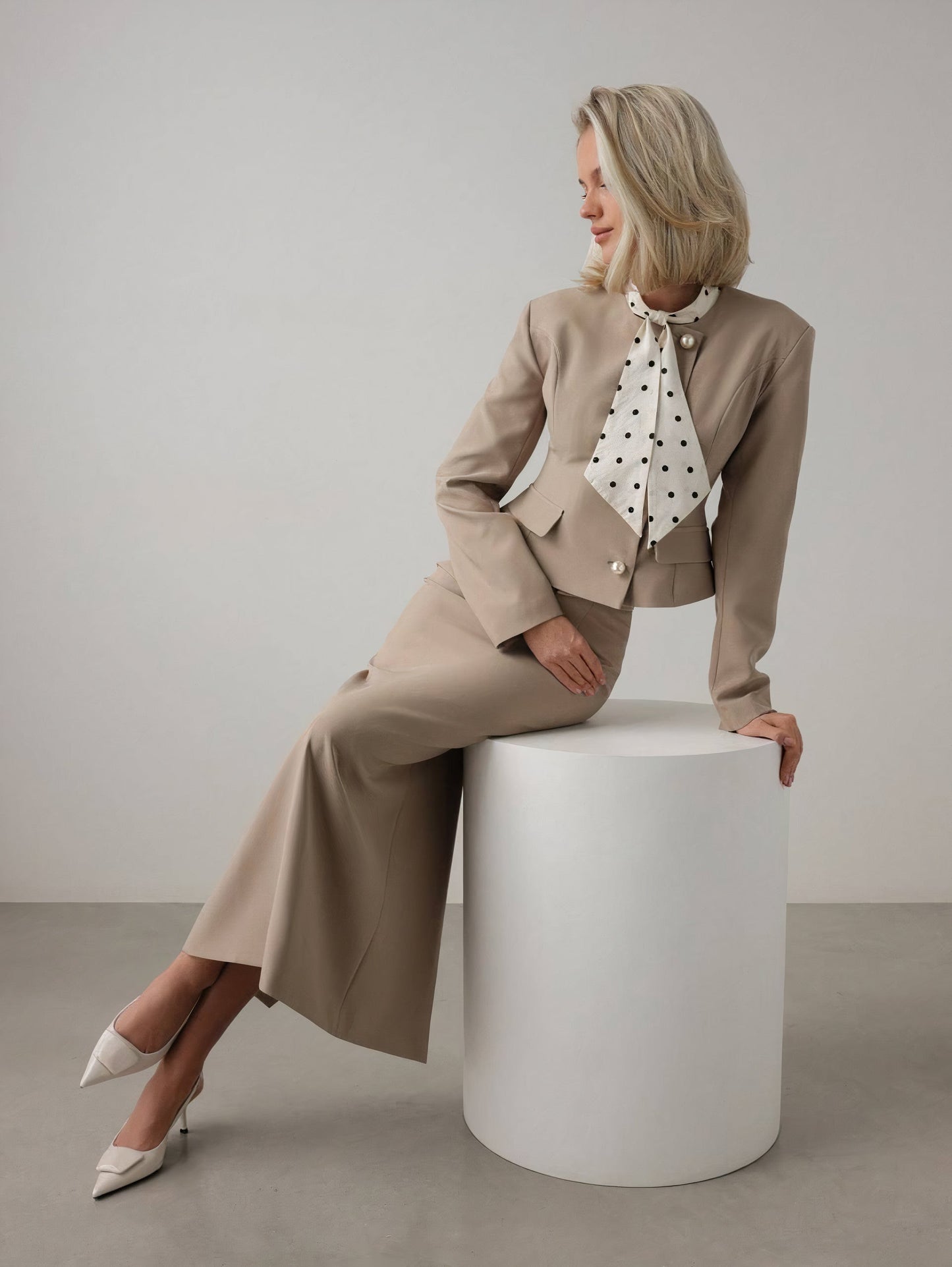 Amelie İnci Düğmeli Takım