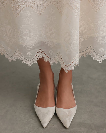 İnci Nakışlı Dantel Midi Elbise