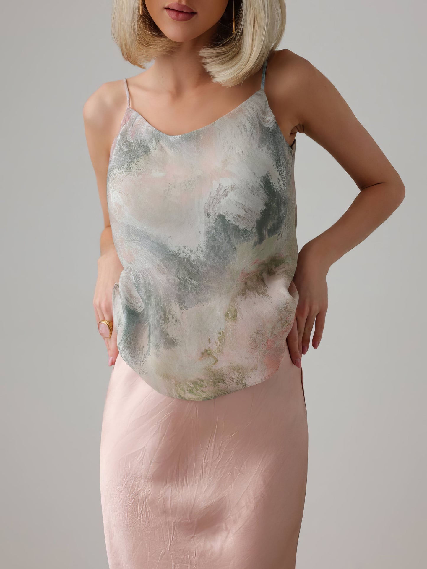 Allık Tonlu Saten Verev Etek