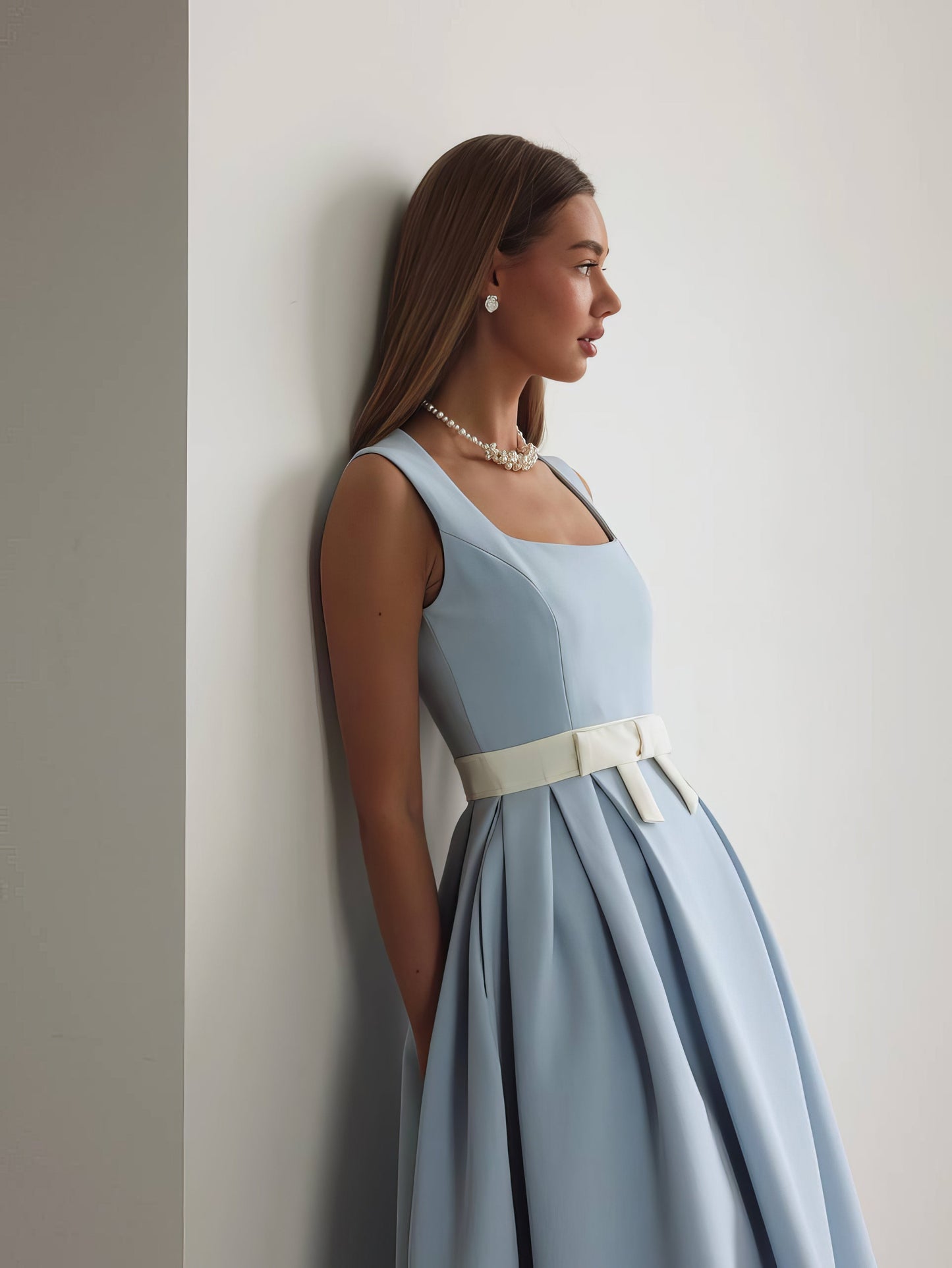 Bebek Mavisi Kemerli Pileli Midi Elbise