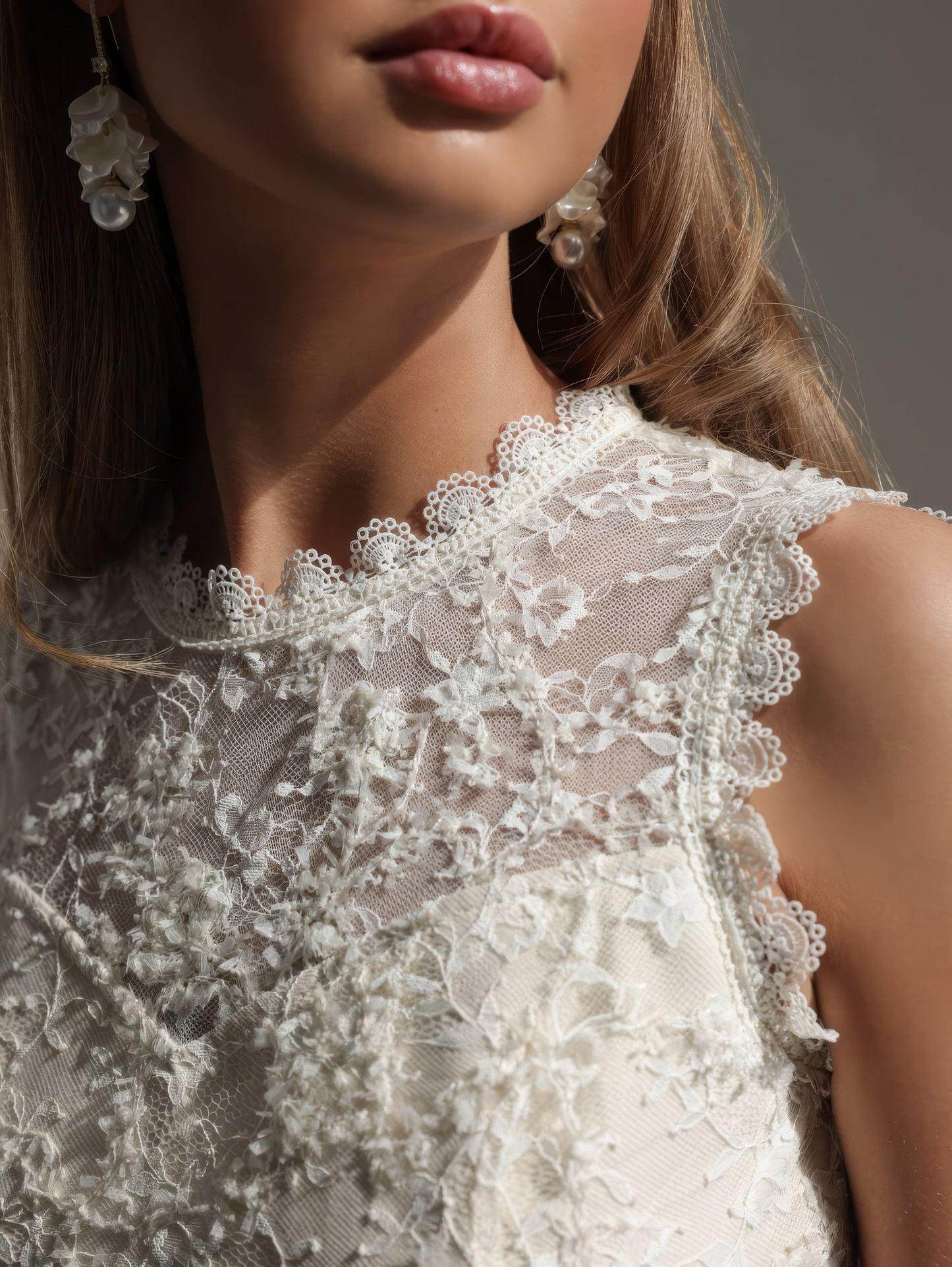 Chantilly Dantel Peplum Midi Elbise