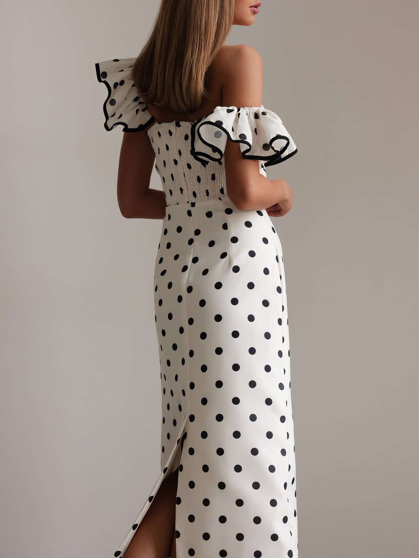 Retro Puantiyeli Siyah Midi Elbise