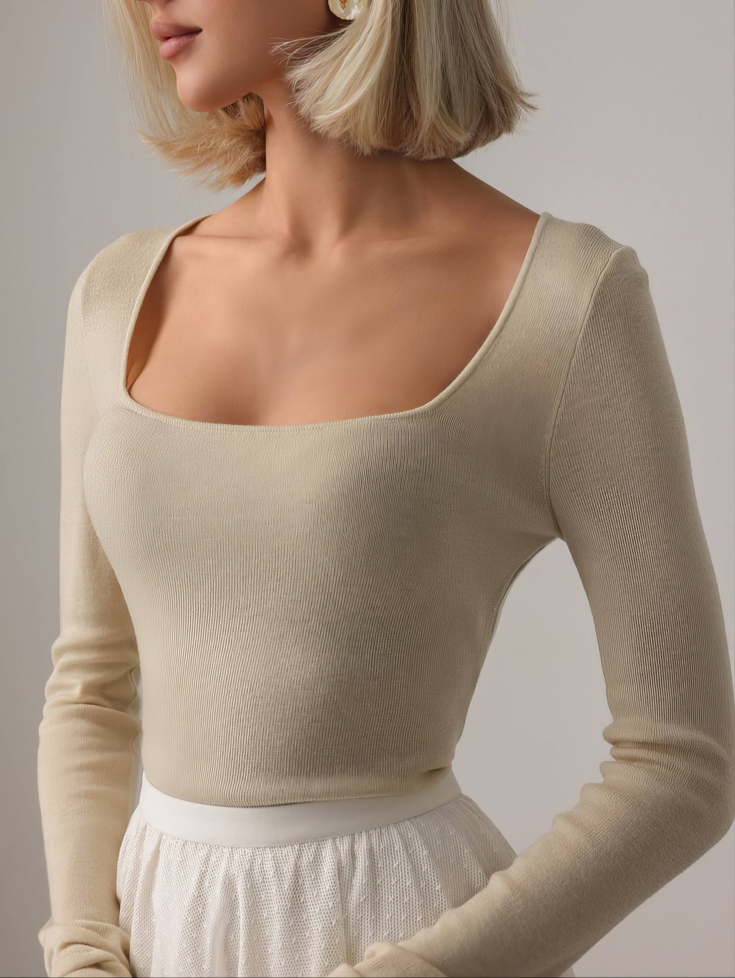 Hacimli Kırık Beyaz Midi Etek