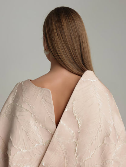 Yüksek Yaka Jakarlı Ekru Bluz