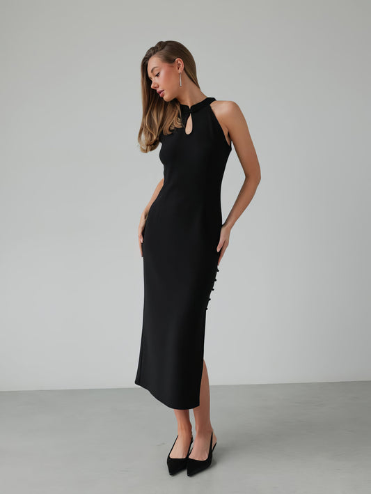 Dekolteli Detaylı Siyah Halter Yaka Midi Elbise