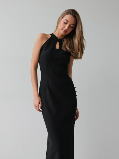 Dekolteli Detaylı Siyah Halter Yaka Midi Elbise