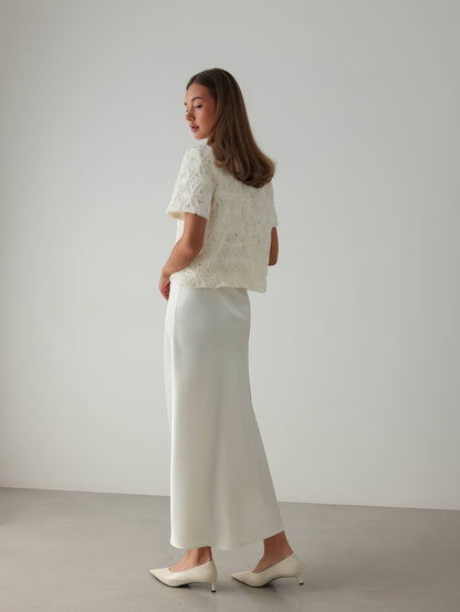 Akışkan Beyaz Düz Kesim Midi Etek