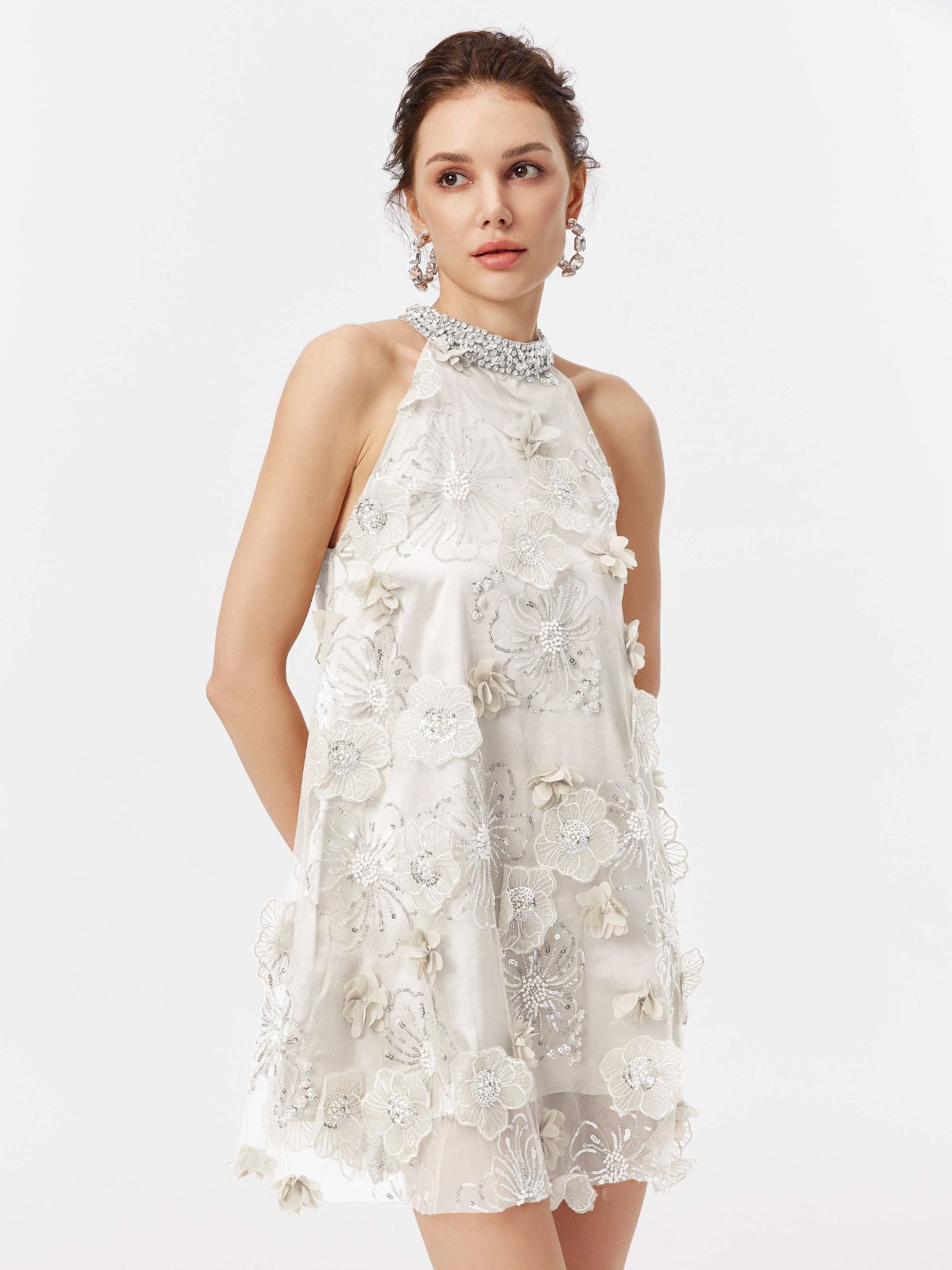 Elmas Kabartmalı Çiçek Nakışlı Elbise