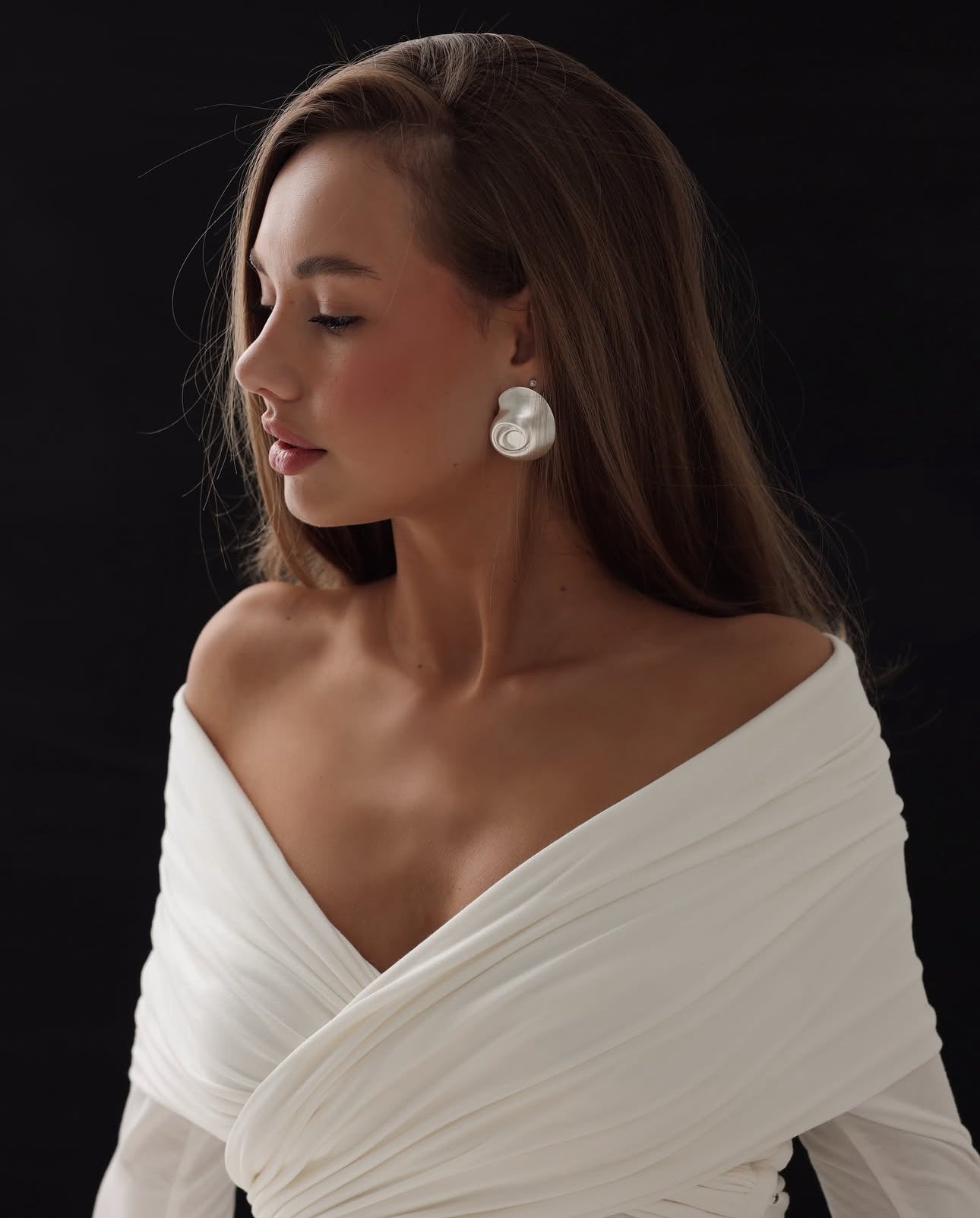 Gümüş Kabuk Zarafet Küpe