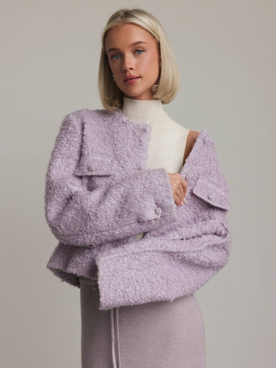 Fildişi Zarafet Kolsuz Triko Üst