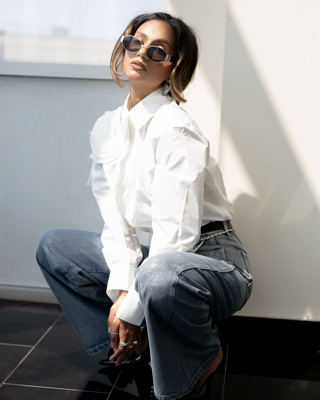 Üç Boyutlu Pileli Çiçekli Pamuklu Gömlek