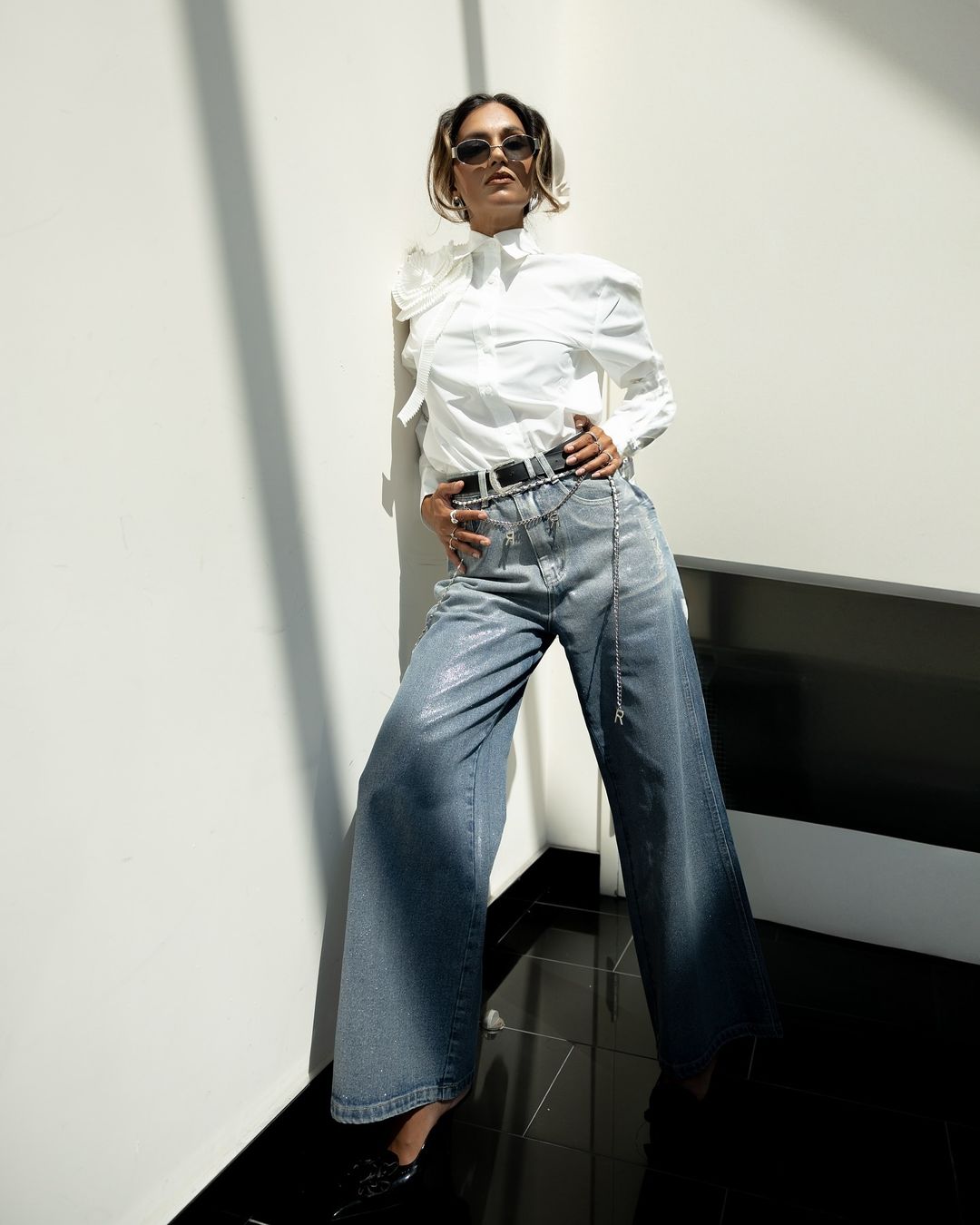 Üç Boyutlu Pileli Çiçekli Pamuklu Gömlek