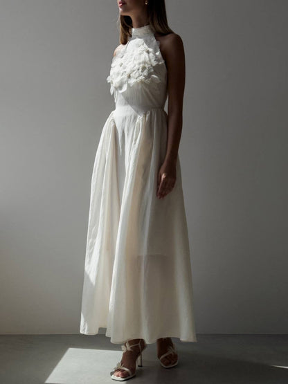 Beyaz Blossom Halter Elbise