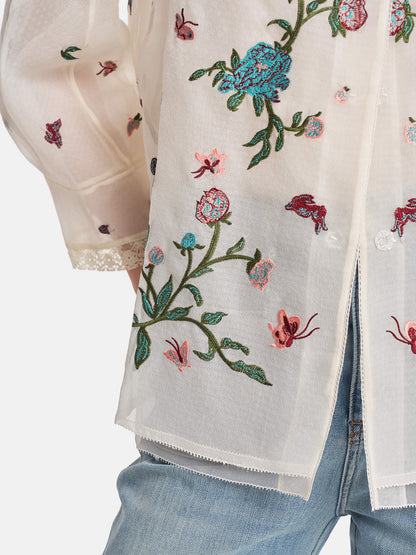 İpek Çiçek Nakışlı Dantel Bluz