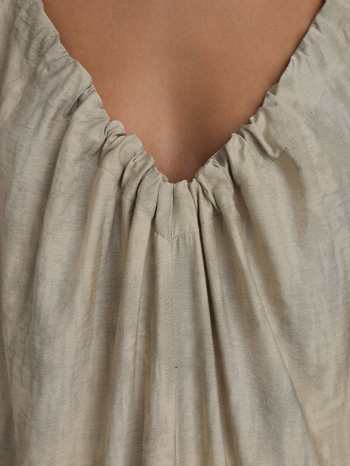 Whisper of Sand Üst