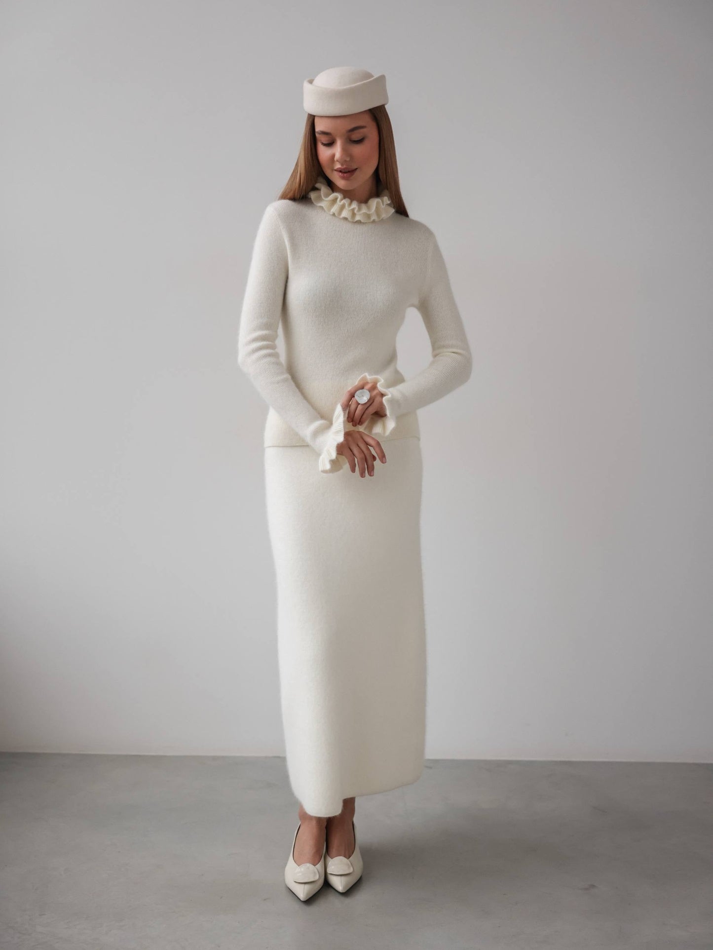 Fildişi Poise Şapka