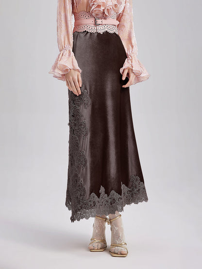 Fransız Dantel Kadife Yırtmaçlı Etek