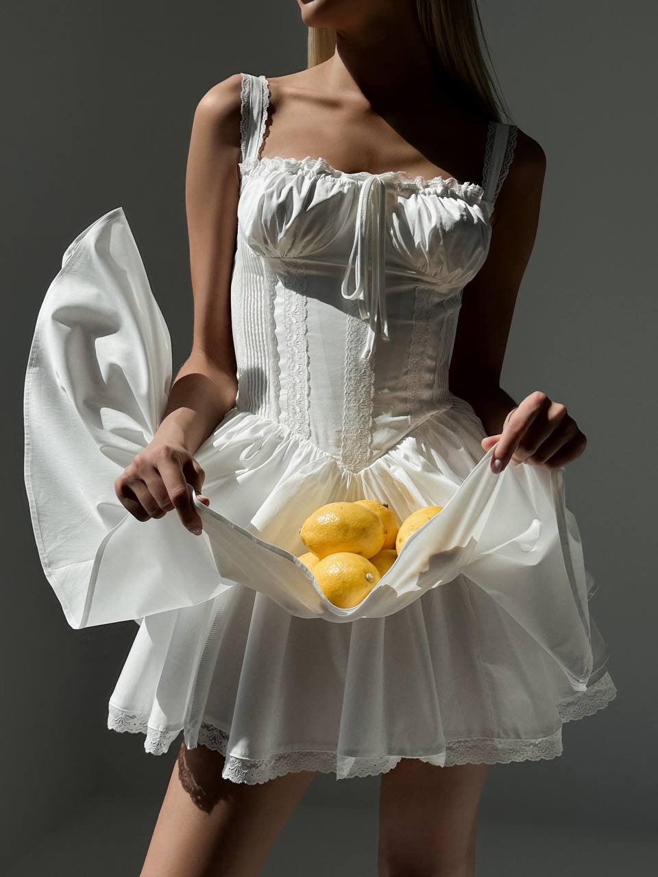 Korse Stil Zarif Beyaz Mini Elbise