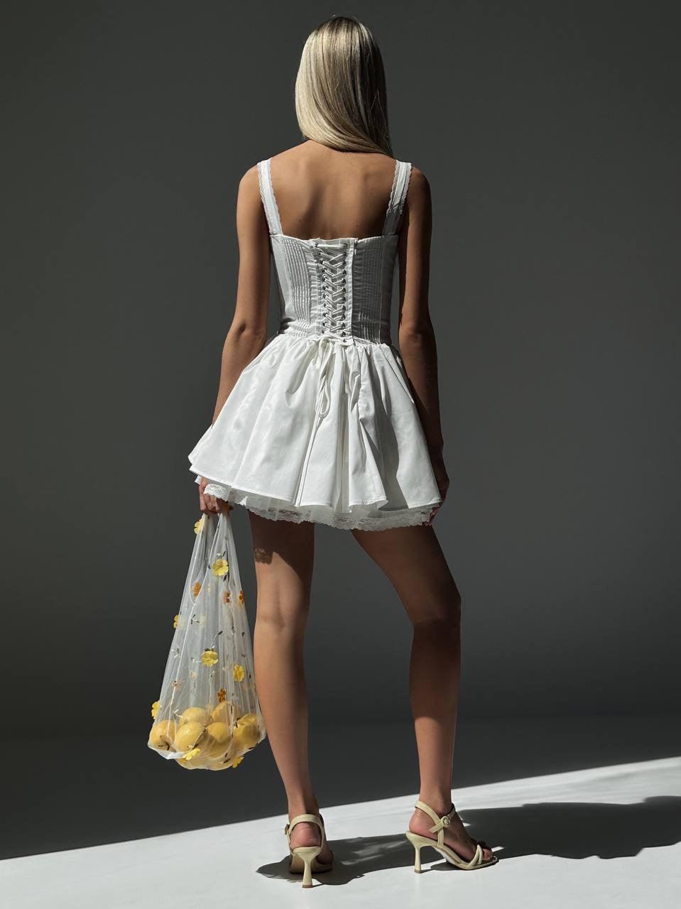 Korse Stil Zarif Beyaz Mini Elbise