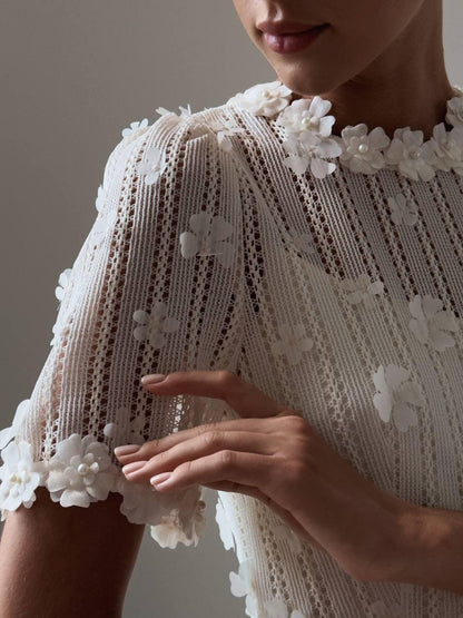 Zarif Çiçek Dokulu Elbise