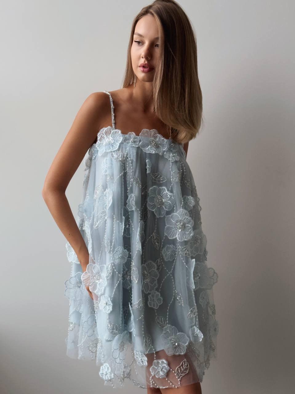 Zarif Çiçekli Mini Elbise