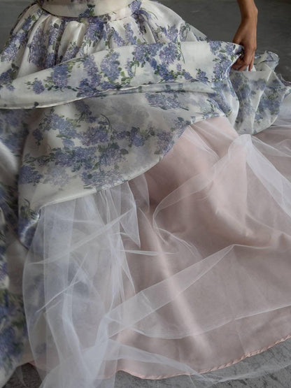 Zarif Çiçek Desenli Elbise