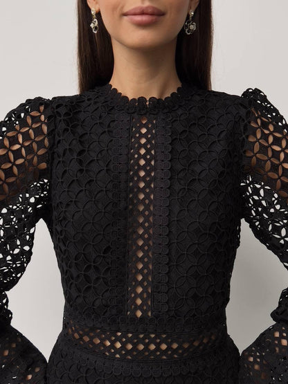 Zarif Siyah Dantel Elbise