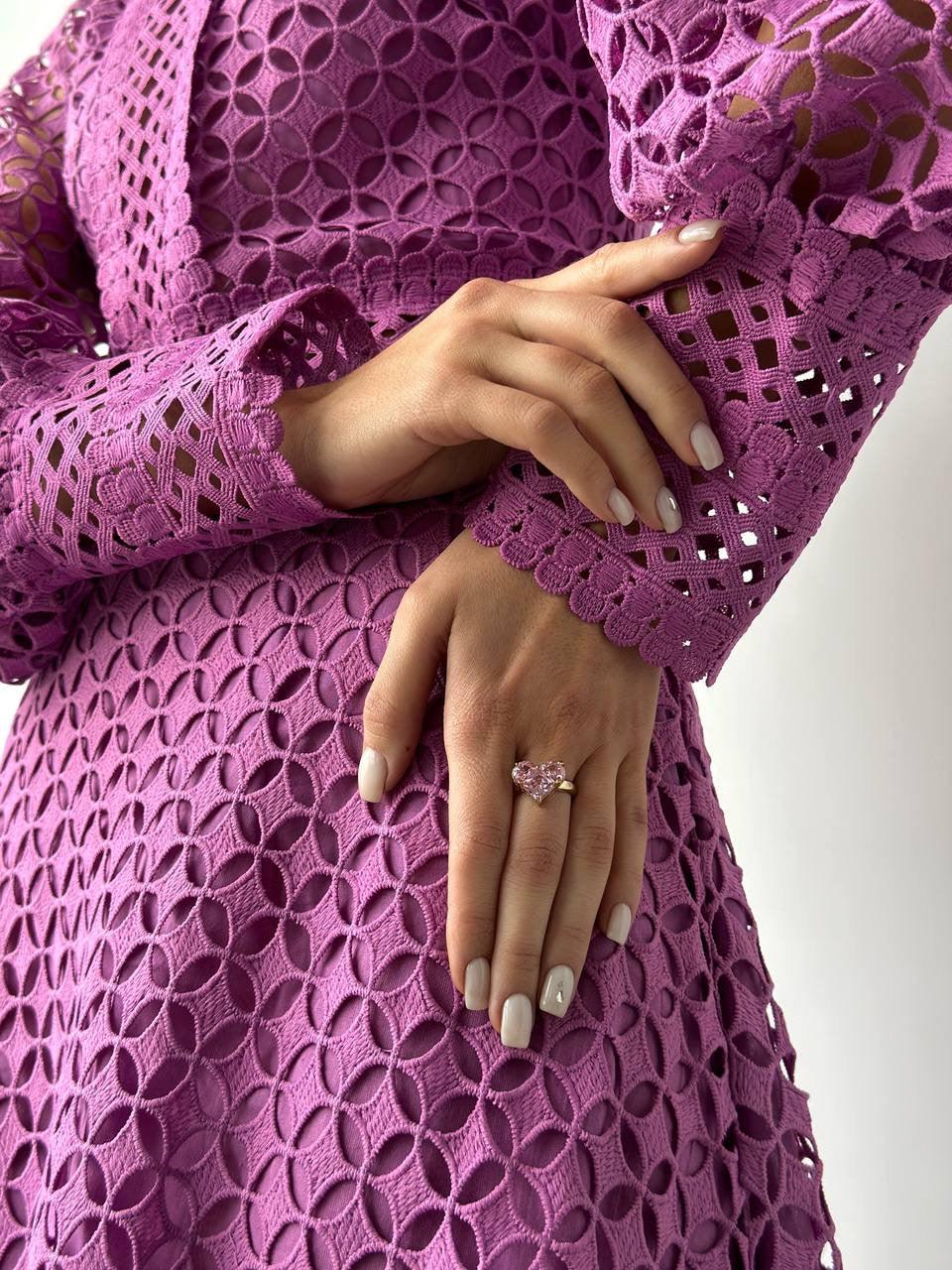 Göz Alıcı Mor Dantel Elbise