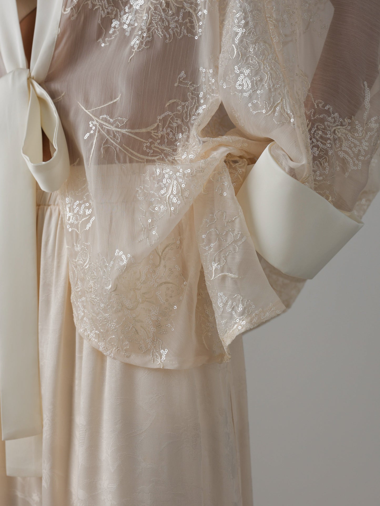 Payetli Saten Kimono